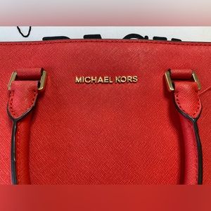 MK purse like new